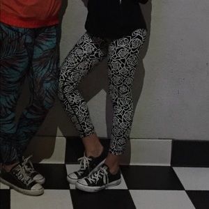 Rose print LuluLemon Leggings